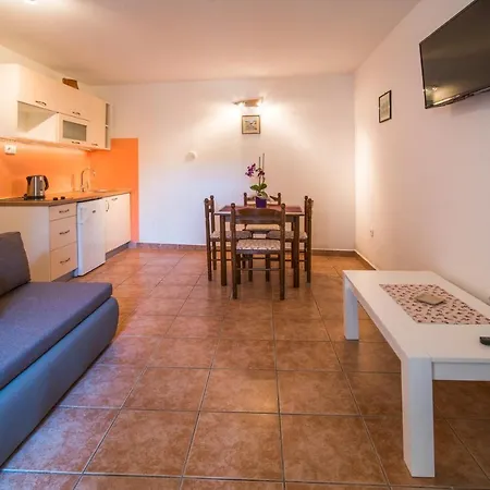 Apartmants Bogdanic Krk II Krk Town Exterior photo