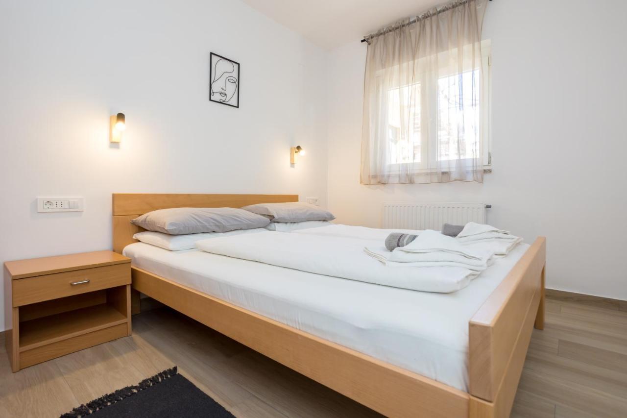 Apartment Apartmants Bogdanic Krk Ii Krk Town